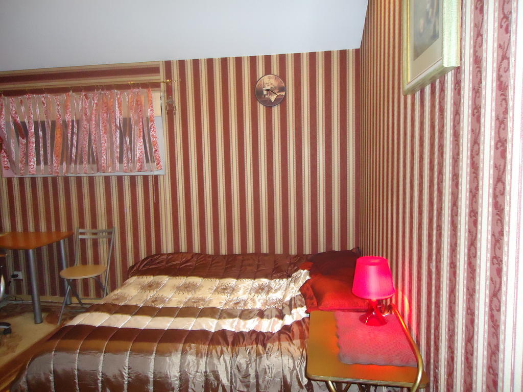Homestay Roja Βίλνιους Δωμάτιο φωτογραφία