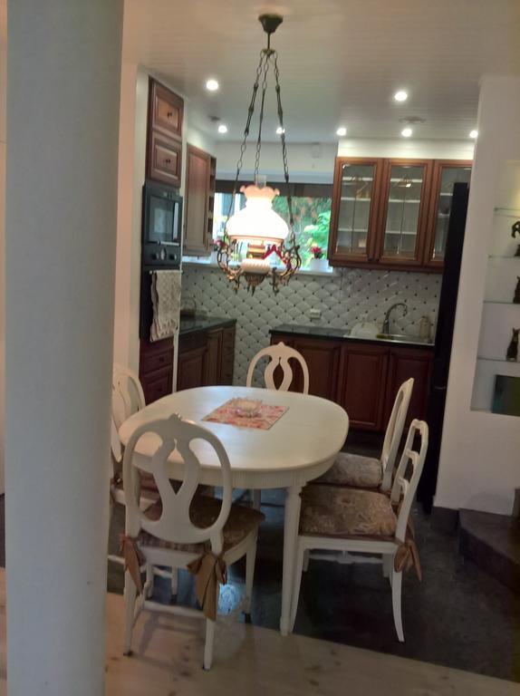 Homestay Roja Βίλνιους Εξωτερικό φωτογραφία