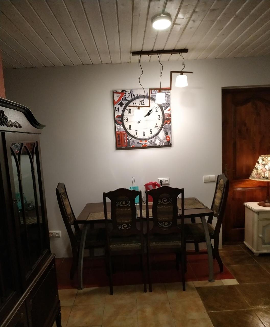 Homestay Roja Βίλνιους Εξωτερικό φωτογραφία